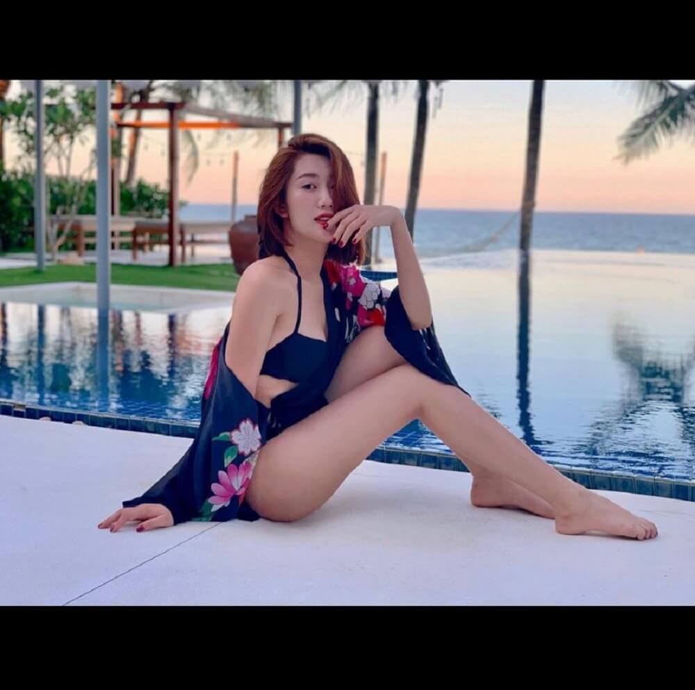 Ảnh Thúy Ngân mặc bikini vô cùng sexy