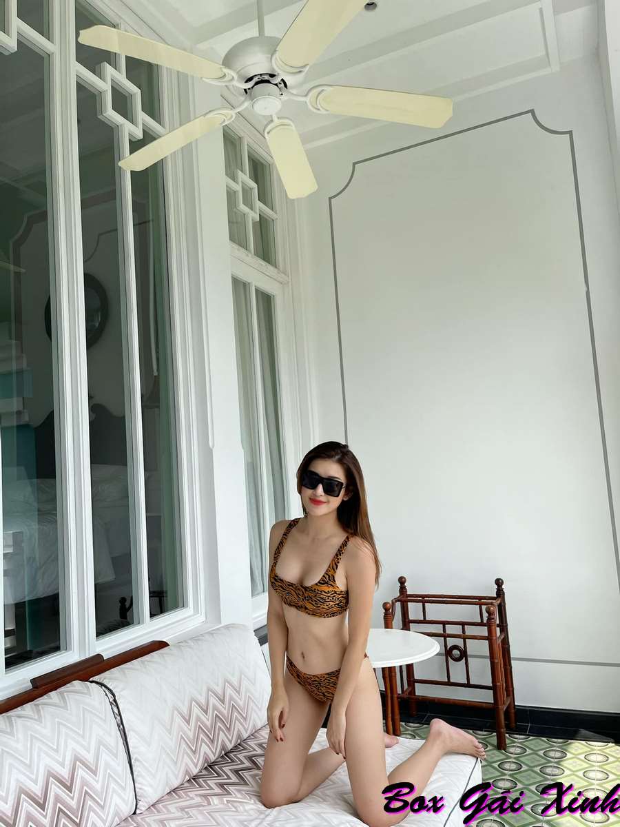 Hình ảnh Huyền My bikini sexy 9