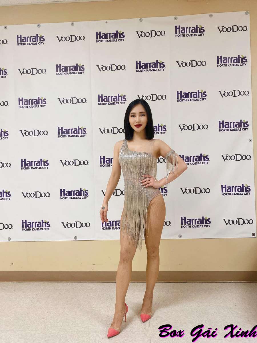 Hình ảnh Hương Tràm sexy 1