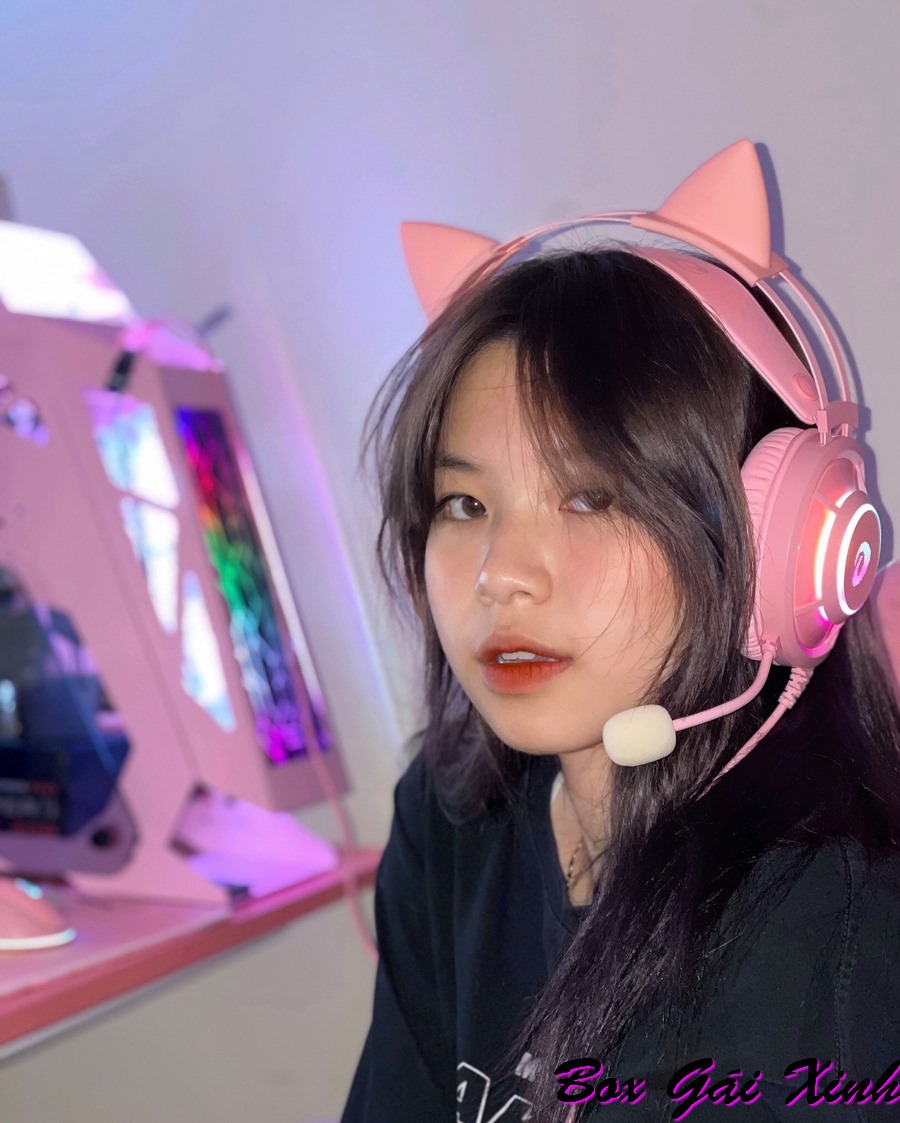 Hình ảnh Ngân Hà Tiktok dễ thương đáng yêu đẹp nhất trong phòng streamer