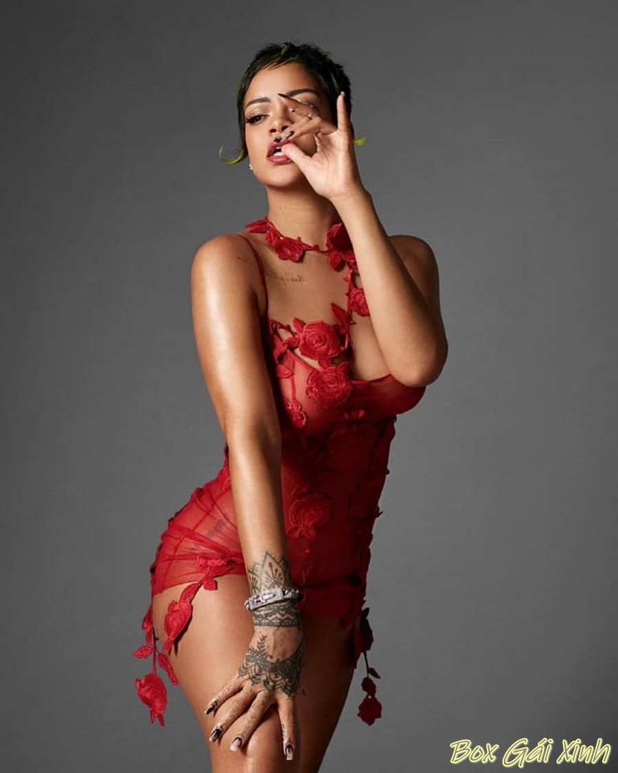 ảnh Rihanna nude cực nóng bỏng 12