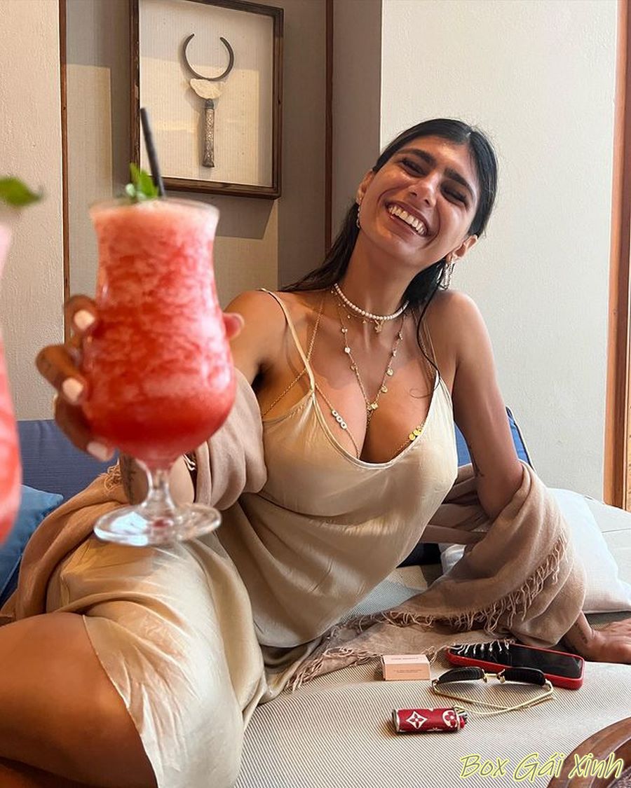 ảnh Mia Khalifa nude mới nhất 22