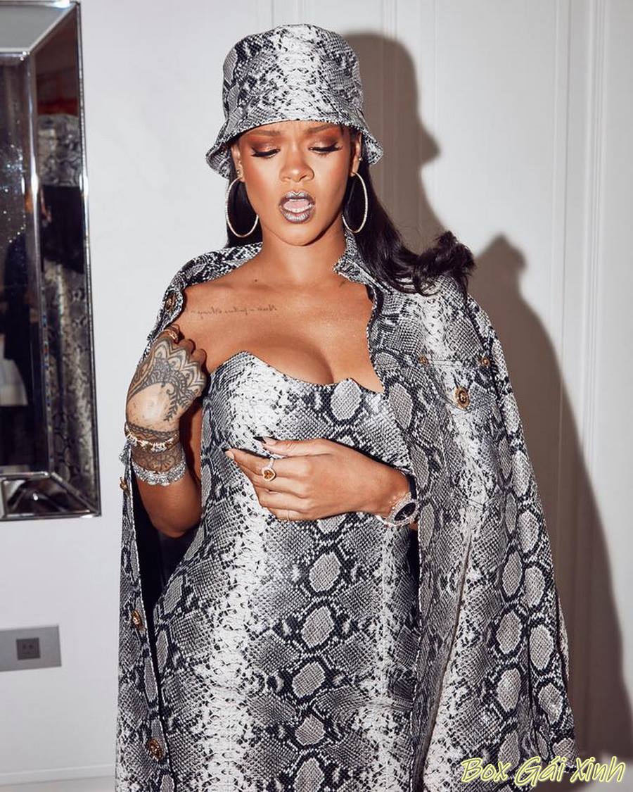 ảnh Rihanna nude cực nóng bỏng 41