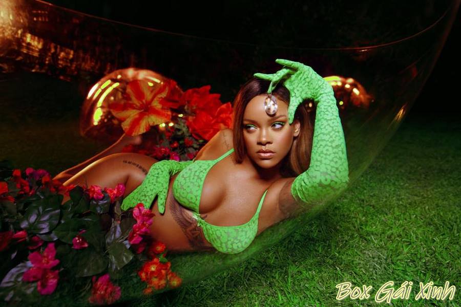 ảnh Rihanna nude cực nóng bỏng 42