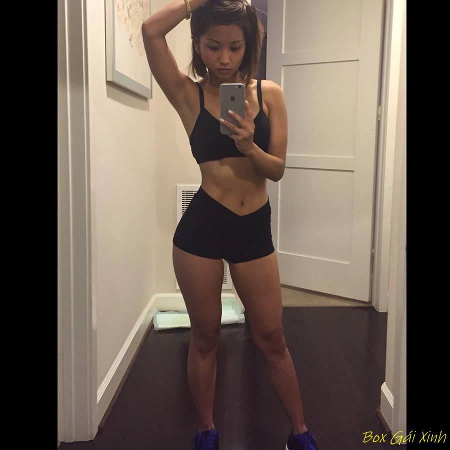 ảnh Brenda Song nude khiêu gợi 46