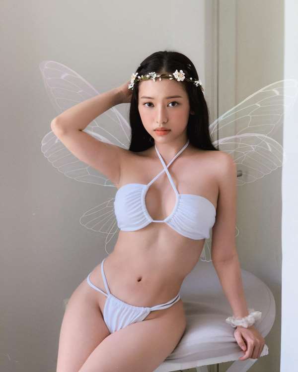 anh-hotgirl-nguyen-thuy-vi-bikini-sexy-khoe-body-nong-bong-8