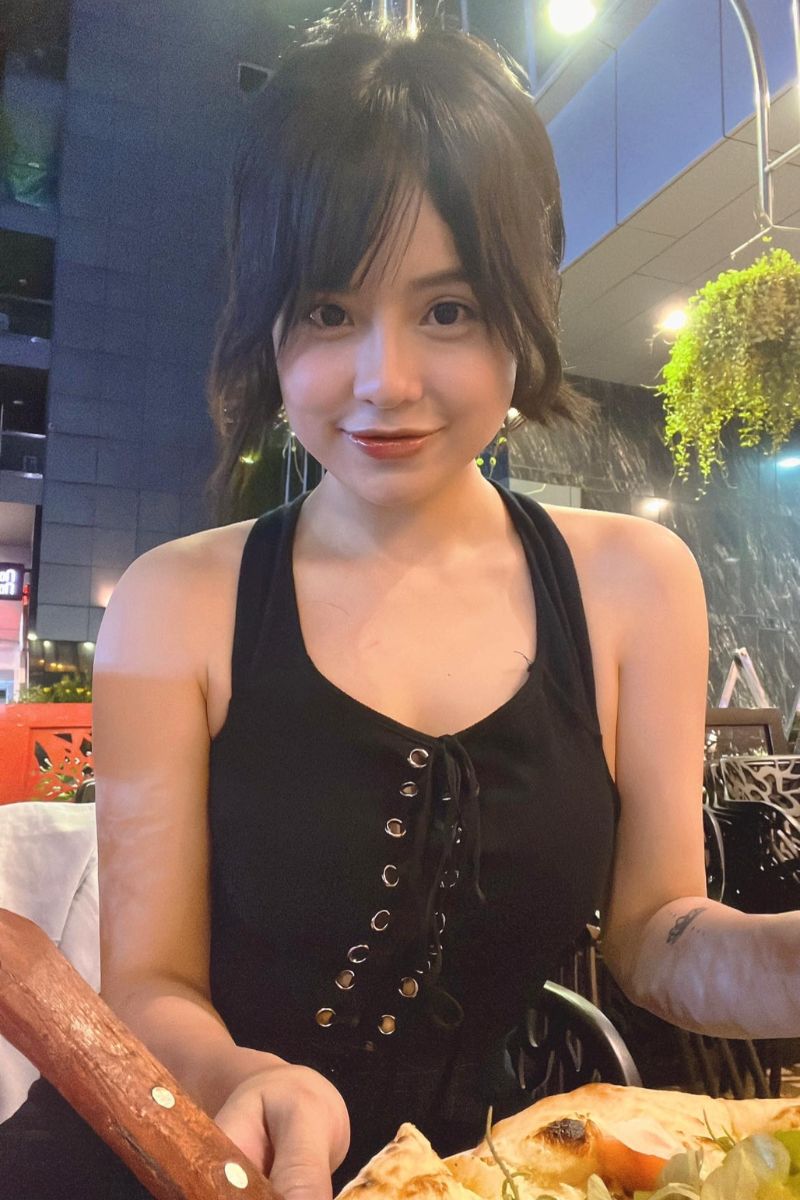 Ảnh ca sĩ Thái Trinh sexy 29