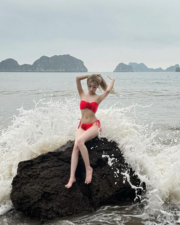 anh-hoang-lan-anh-bikini-khoe-body-sexy-lan-da-cuc-dep-16