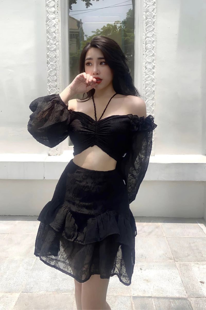 Ảnh diễn viên Hương Su sexy 11