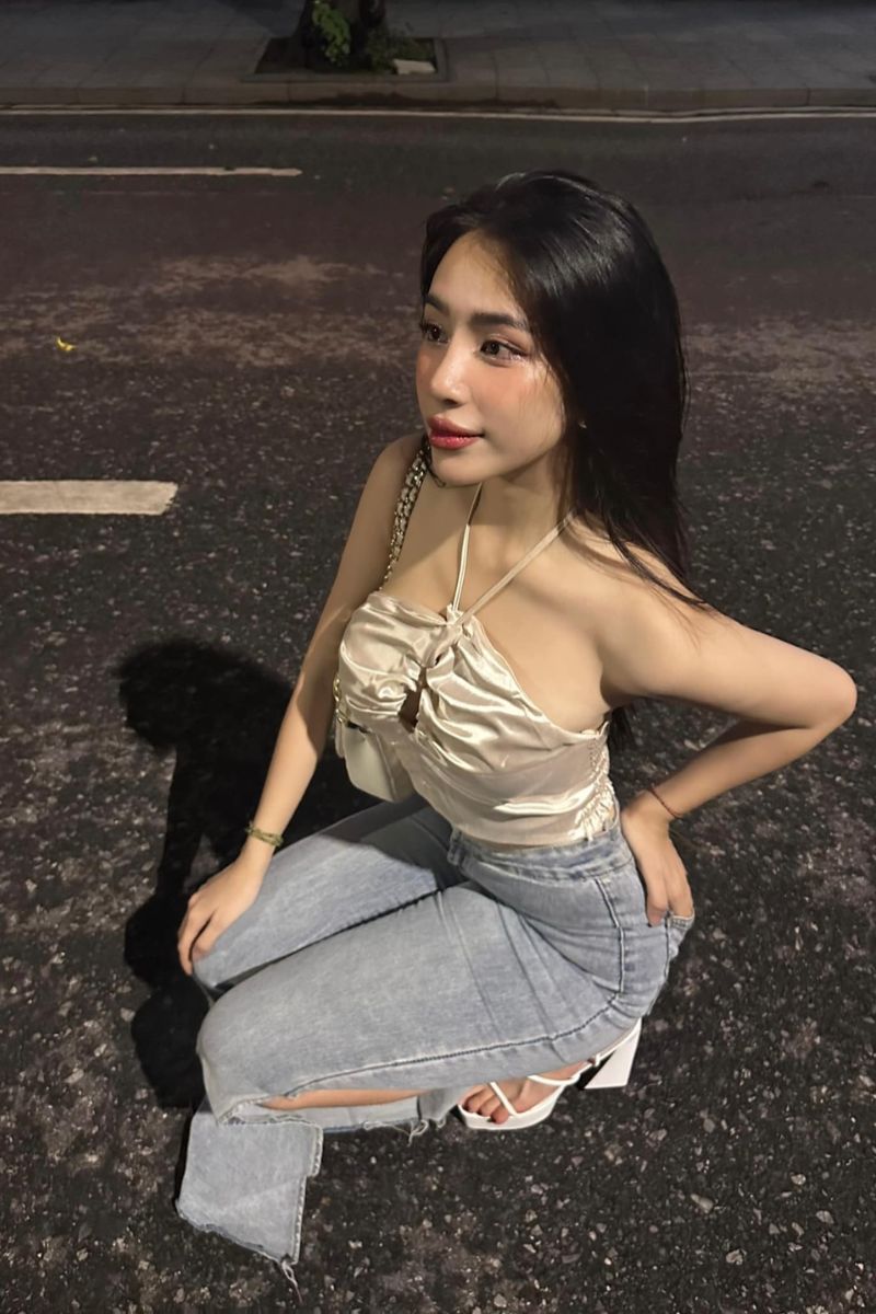 Ảnh diễn viên Hương Su sexy 20