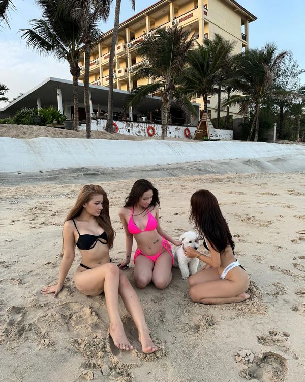 anh-tiktoker-quynh-nhu-bikini-di-bien-sexy-hot-trend-34