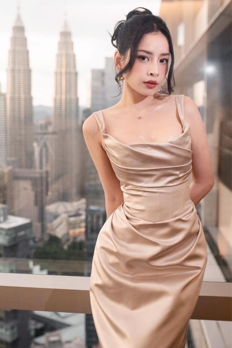 Ảnh ca sĩ Chi Pu sexy 2