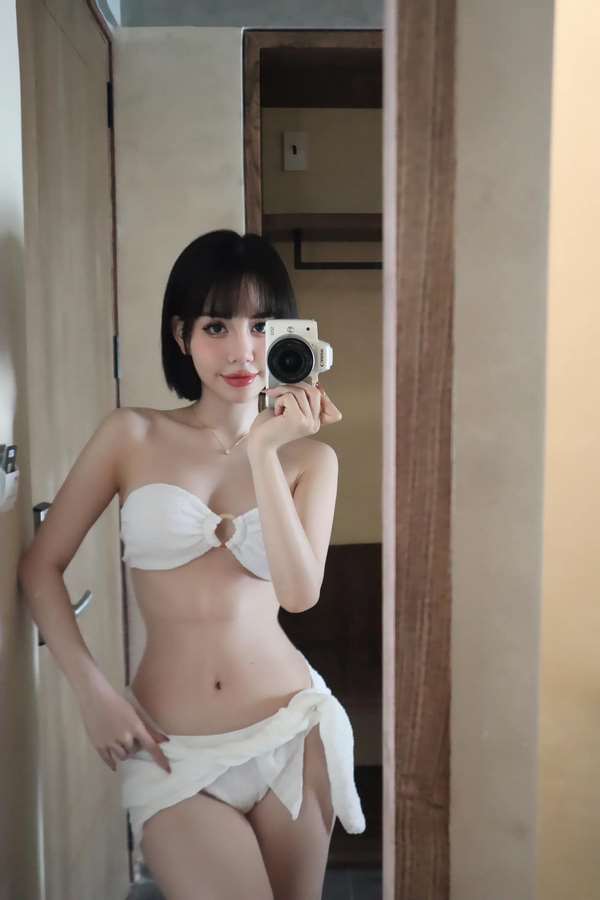 anh-chu-mac-thuy-quynh-bikini-sexy-quyen-ru-17