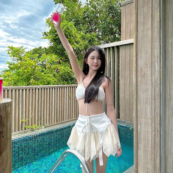 anh-hotgirl-dinh-nhi-bikini-nong-bong-sexy-12