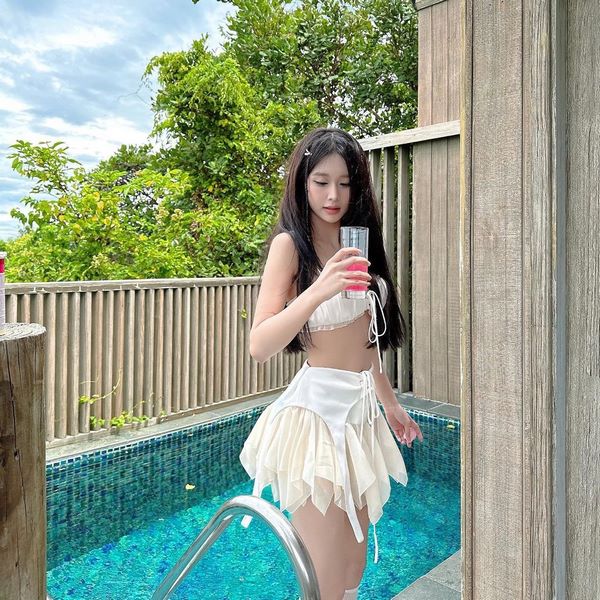 anh-hotgirl-dinh-nhi-bikini-nong-bong-sexy-14