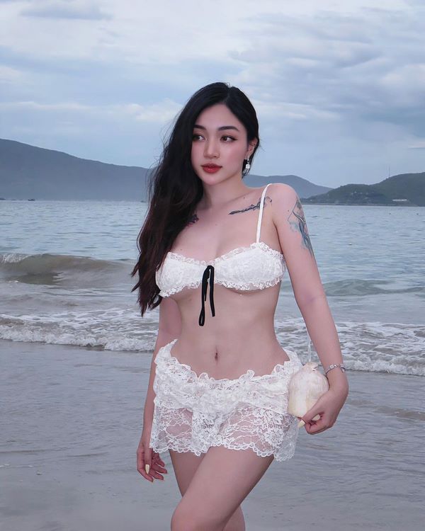 anh-hotgirl-lan-pie-bikini-goi-cam-sexy-17