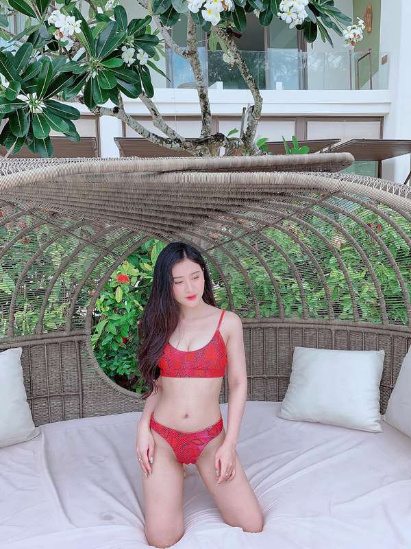 anh-hotgirl-luu-chinh-bikini-sexy-nong-bong-hot-trend-6