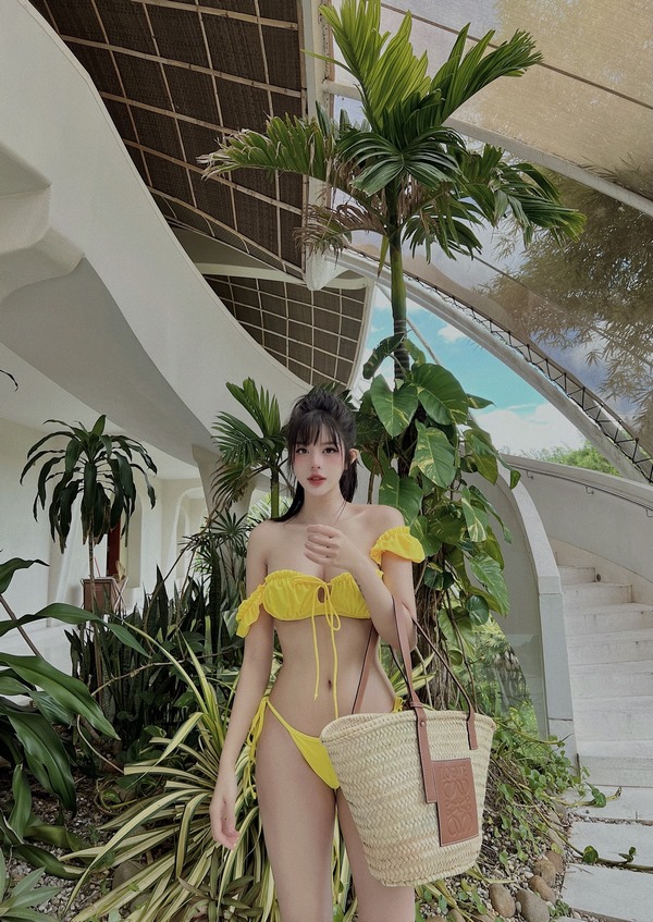 anh-hotgirl-mai-phuong-bui-bikini-sexy-hot-trend-tiktok-16