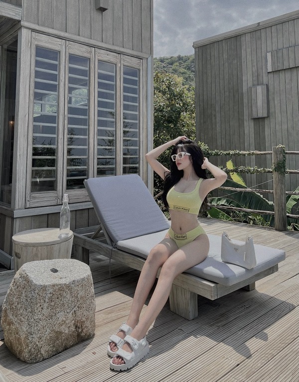 anh-hotgirl-mai-phuong-bui-bikini-sexy-hot-trend-tiktok-18