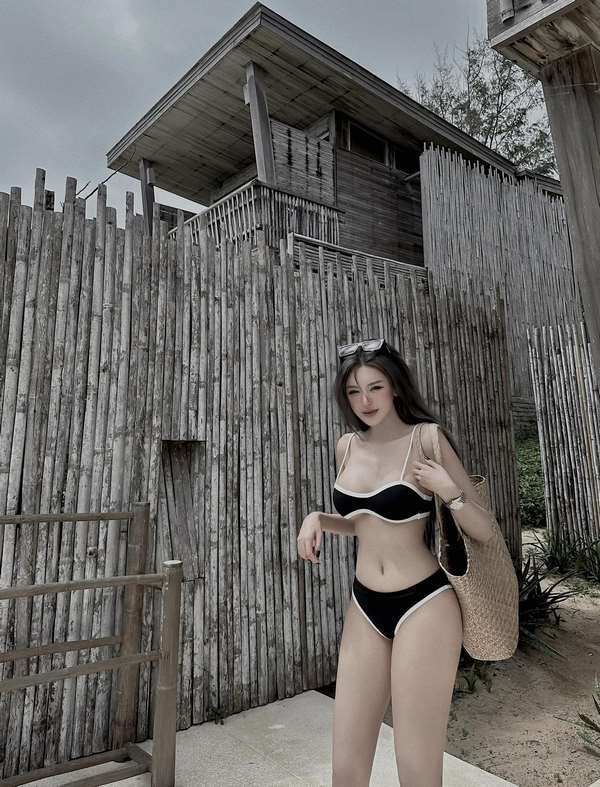 anh-hotgirl-mai-phuong-bui-bikini-sexy-hot-trend-tiktok-21