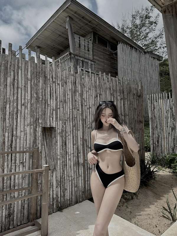 anh-hotgirl-mai-phuong-bui-bikini-sexy-hot-trend-tiktok-23