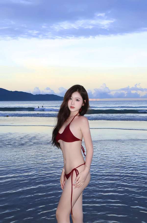 anh-tiktoker-hanh-nhi-bikini-xinh-dep-sexy-7