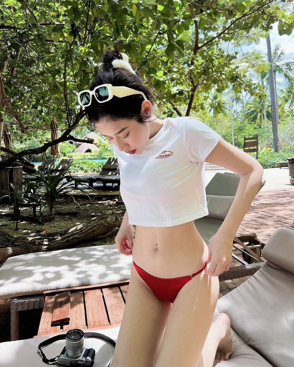 anh-tiktoker-thai-ngoc-san-bikini-sexy-32