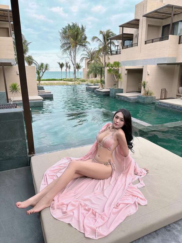 anh-huynh-kim-ngoc-bikini-xinh-sexy-goi-cam-4