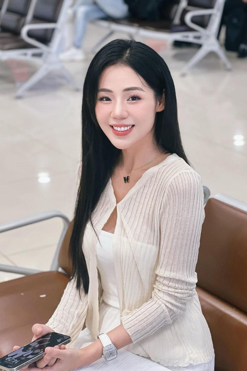 Ảnh ca sĩ Hương Ly sexy 20