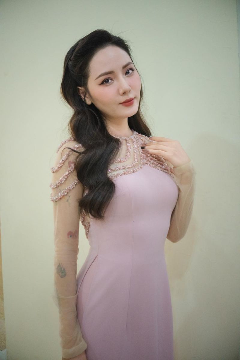 Ảnh ca sĩ Phương Linh xinh đẹp 10