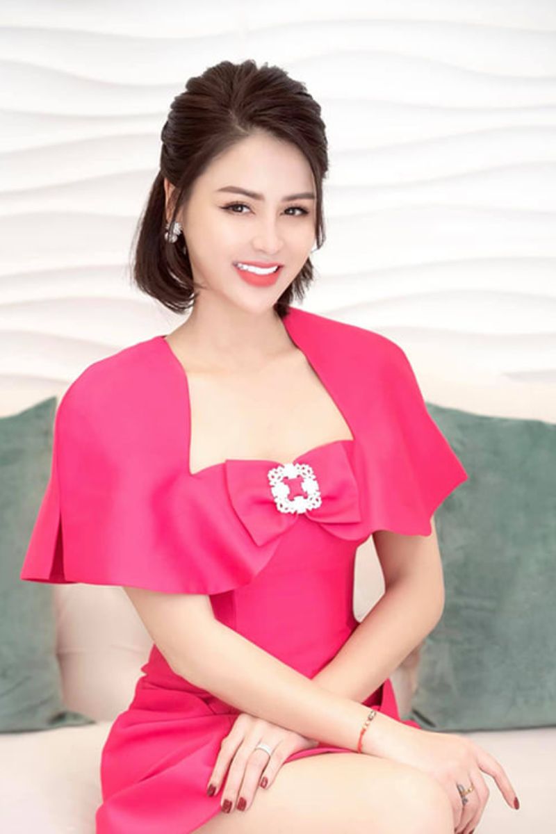 Ảnh diễn viên Lương Thu Trang sexy 24