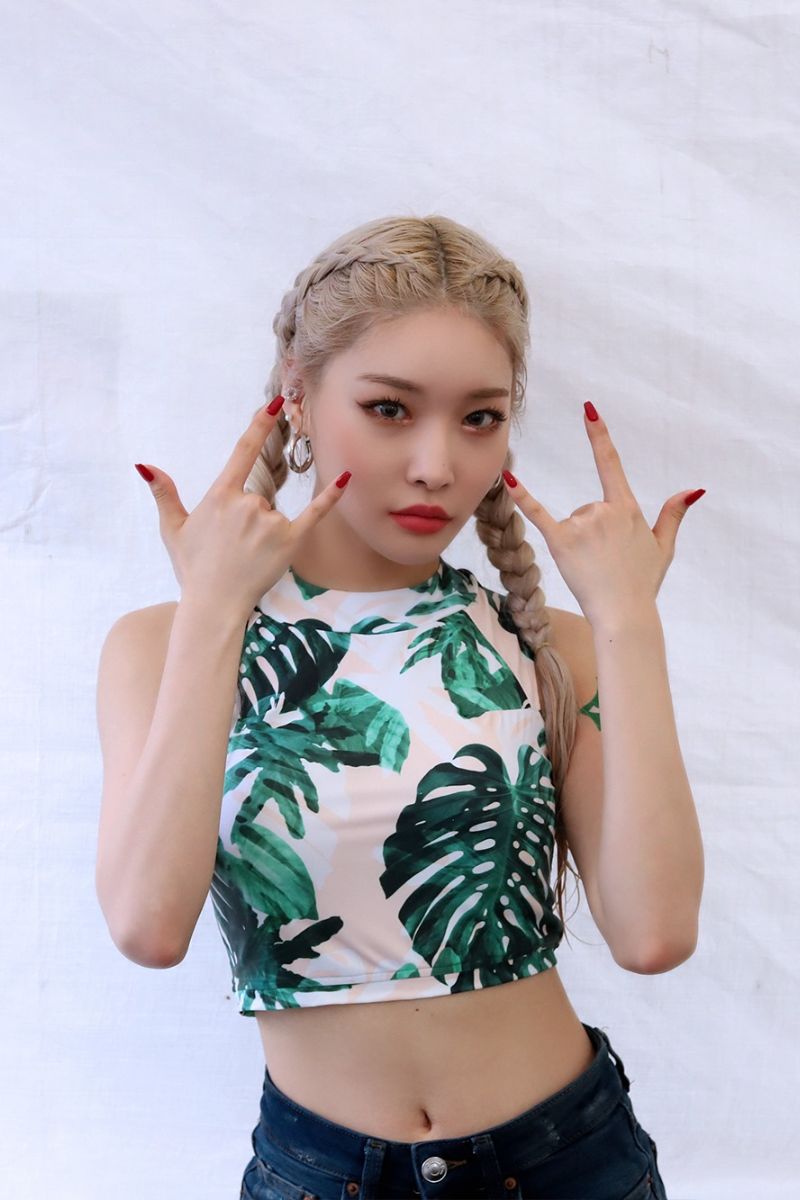 Ảnh ca sĩ Chungha sexy 24