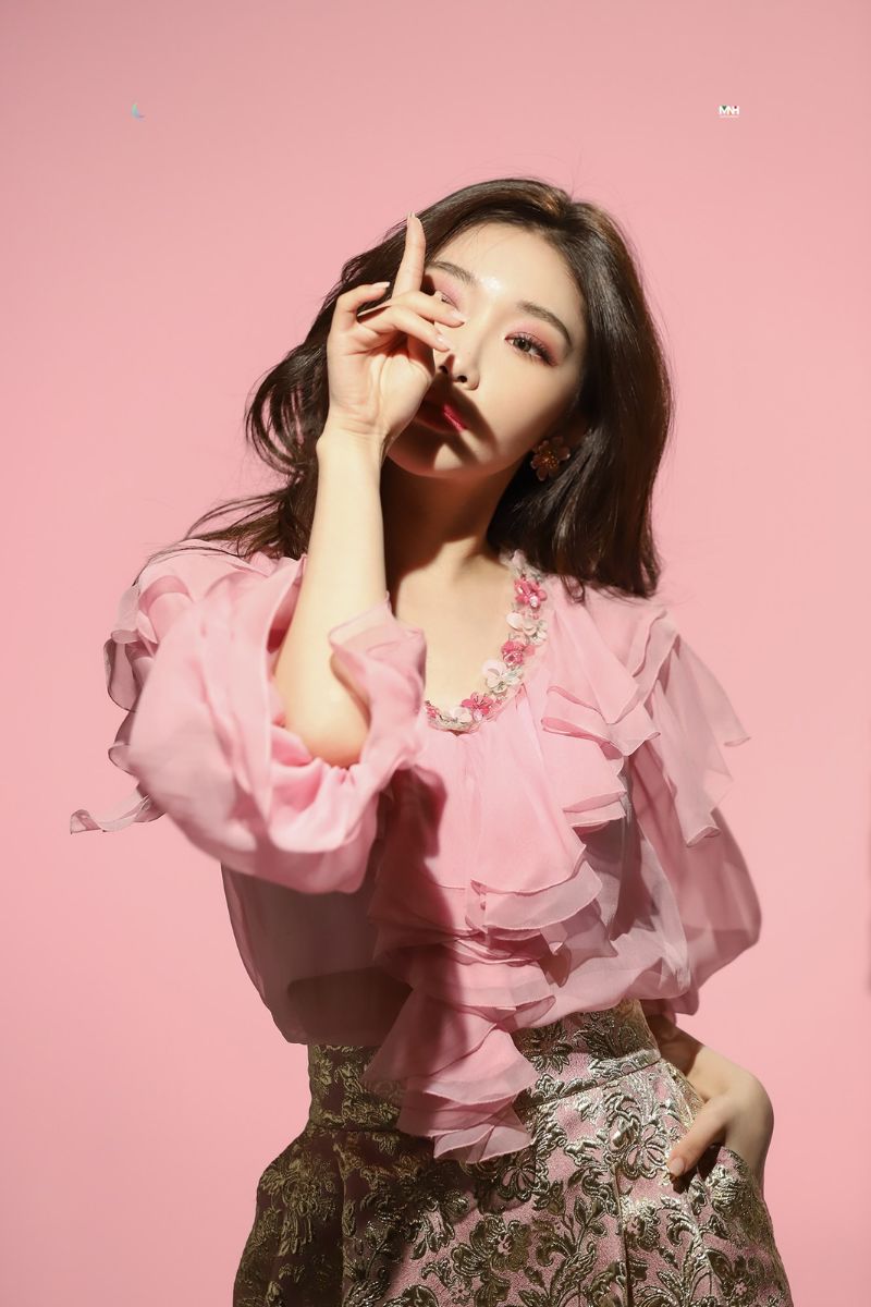 Ảnh ca sĩ Chungha sexy 30