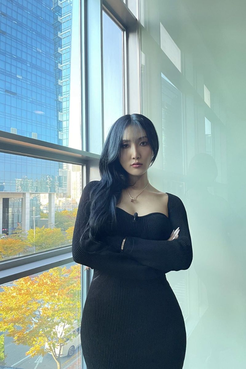 Ảnh ca sĩ Hwasa sexy 18