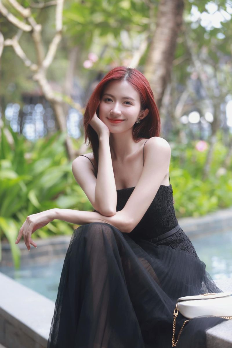 Ảnh diễn viên Nguyễn Ngọc Huyền sexy 19